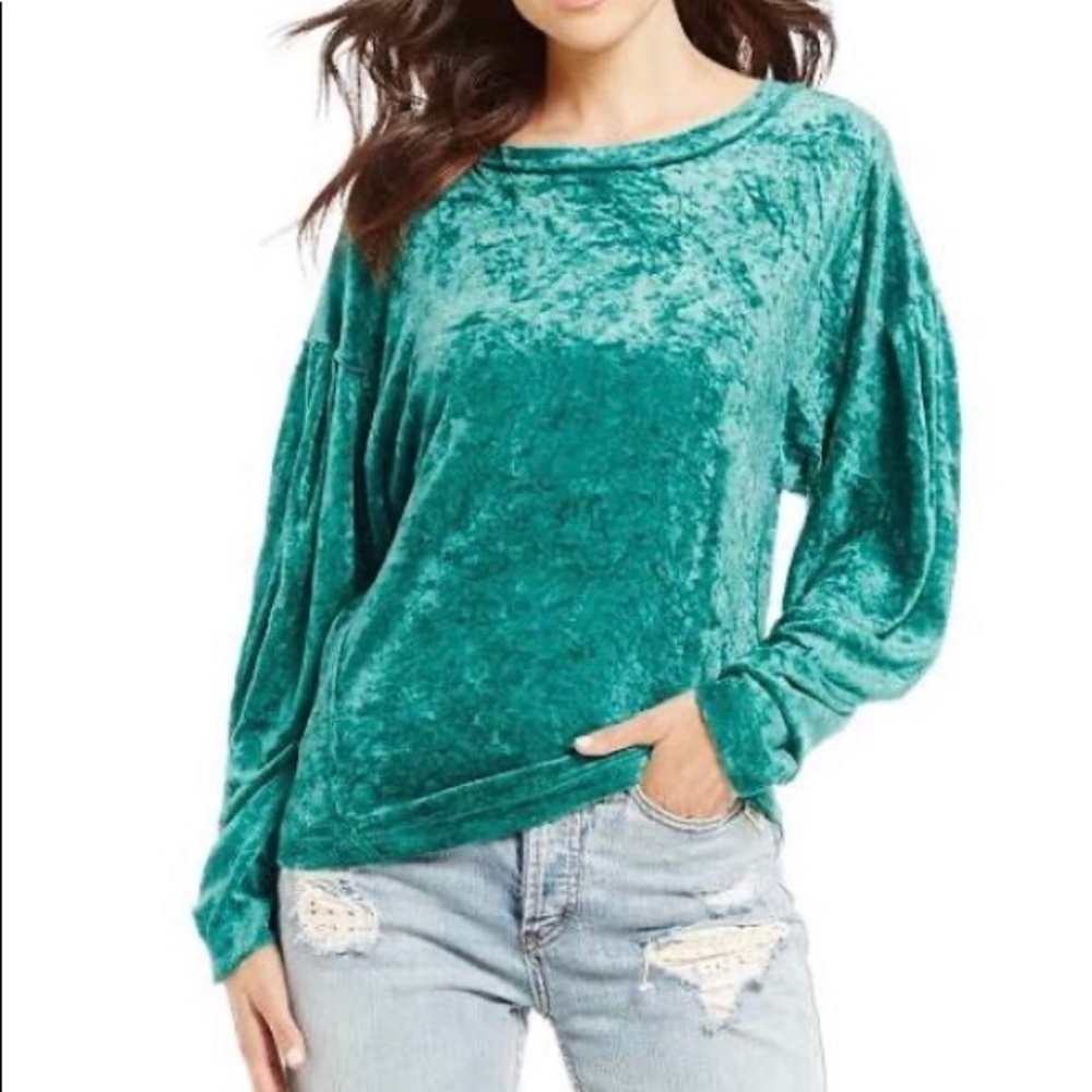 We The Free, Woman’s Crushed Velvet Pullover, S